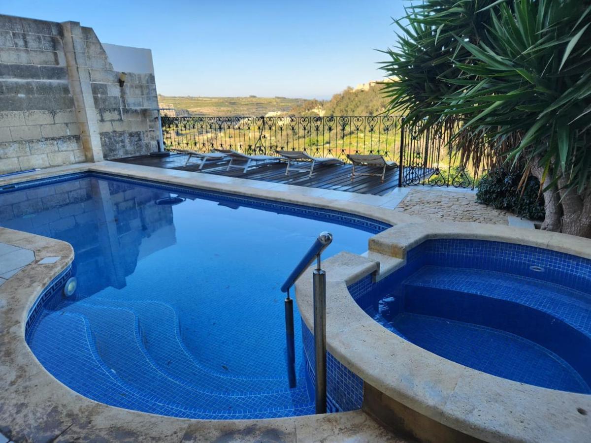 Tranquil Escape In Gozo Shared Pool & Morning Meal Bed & Breakfast Ghajn il-Kbira  Dış mekan fotoğraf