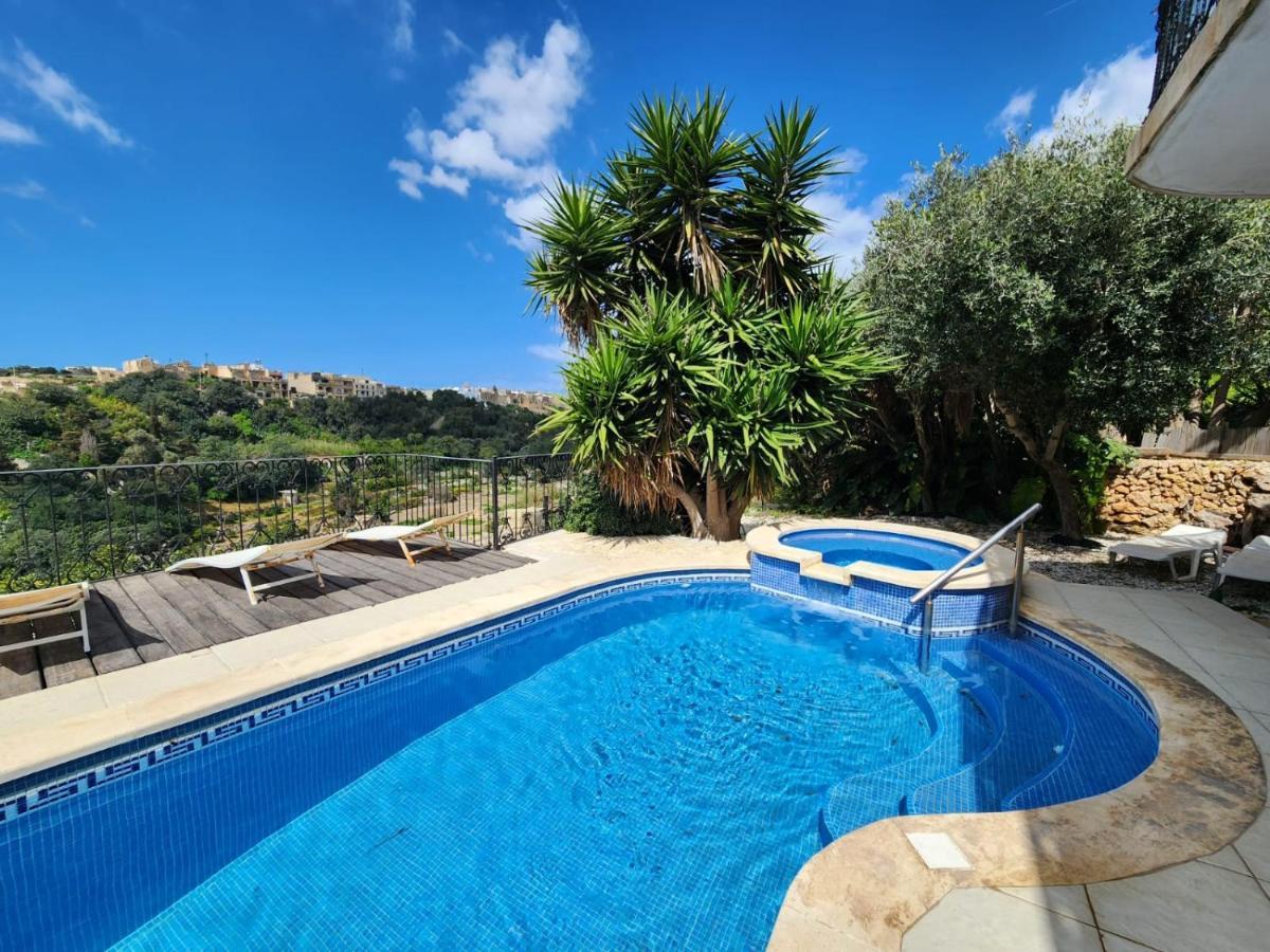 Tranquil Escape In Gozo Shared Pool & Morning Meal Bed & Breakfast Ghajn il-Kbira  Dış mekan fotoğraf