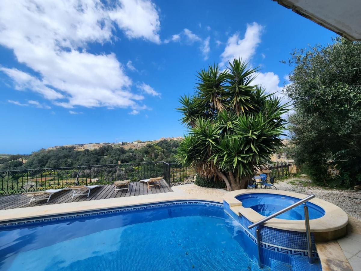 Tranquil Escape In Gozo Shared Pool & Morning Meal Bed & Breakfast Ghajn il-Kbira  Dış mekan fotoğraf